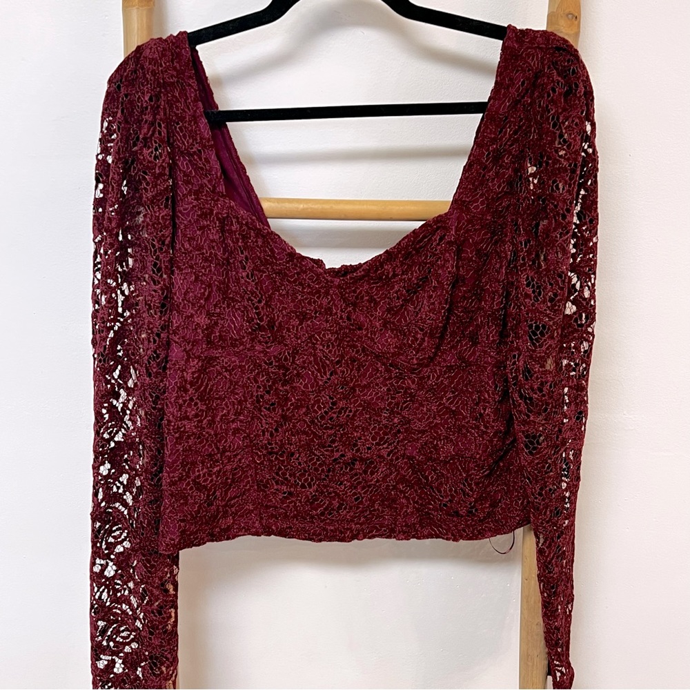 NWT Anthropologie burgundy /deep red lace sweetheart neckline top - Picture 5 of 10